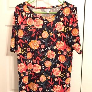 LuLaRoe Gigi top, size XL. Worn once.